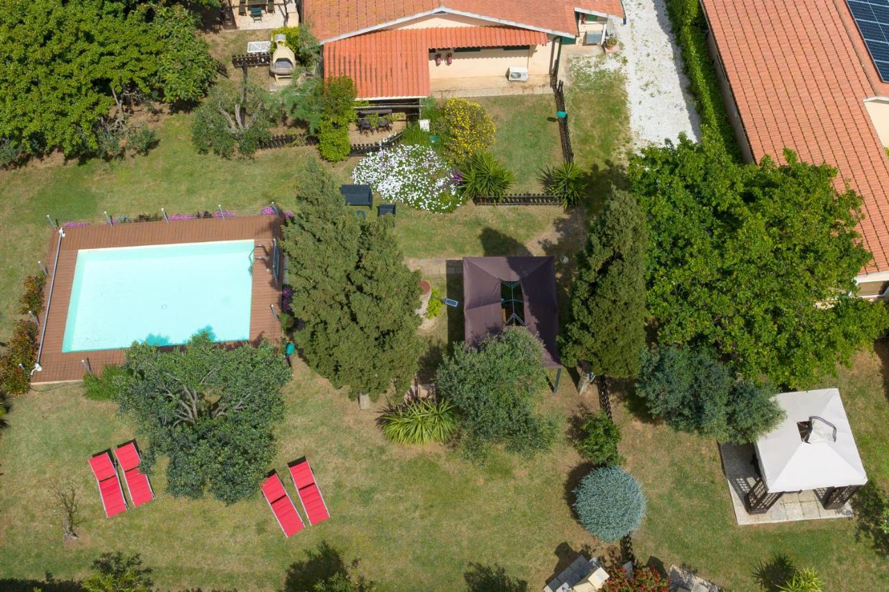 Podere Isabella San Vincenzo Buitenkant foto
