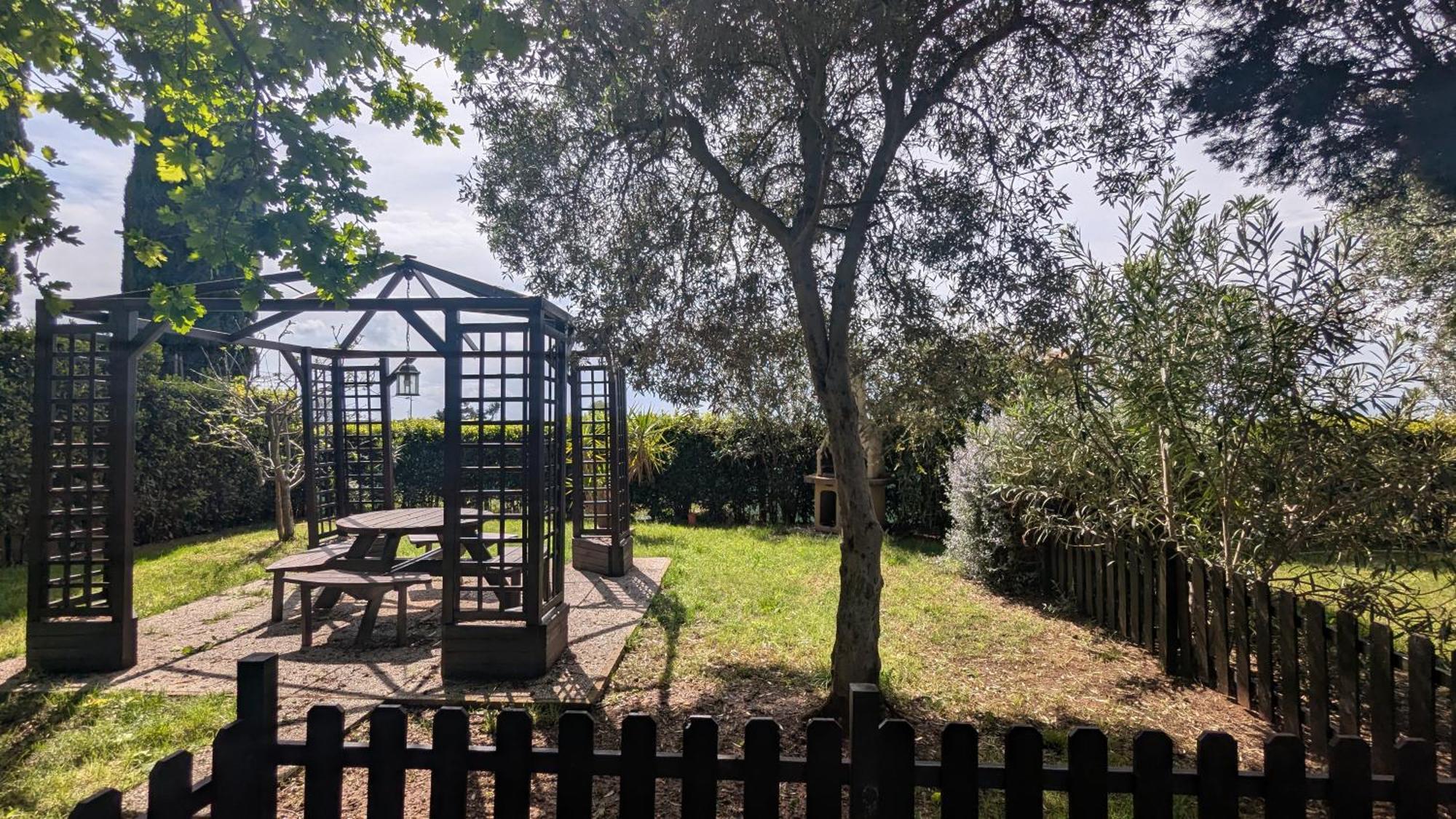 Podere Isabella San Vincenzo Buitenkant foto